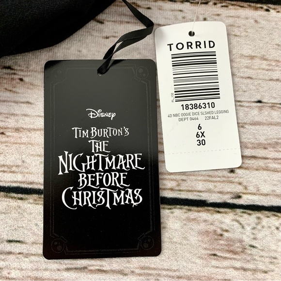 NWT Torrid 6X Nightmare Before Christmas Disney Slashed Leggings Oogie Boogie - Picture 6 of 8